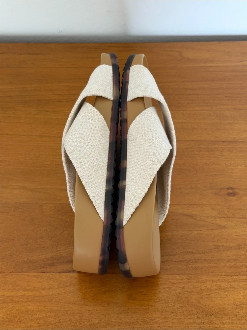 ✨Rothy's Weekend Slide Sandals in Oat 8 / New✨ - Picture 8 of 11